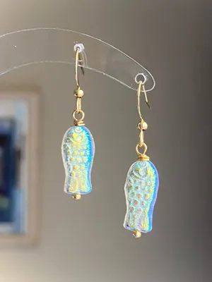 Handmade quality Czech glass beads fish unique dangle earrings⭐️🐟💕 thumbnail 1