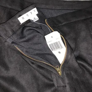 HYFVE black faux suede mini skirt size M with pockets New with tags thumbnail 3