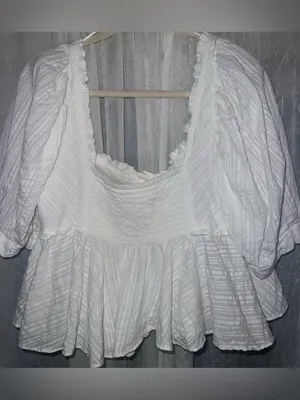 Free People Leave it to Me Babydoll Cotttagecore Prairie white flowy crop top M thumbnail 4