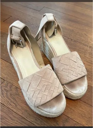 Tan Wedges Size 7 thumbnail 1