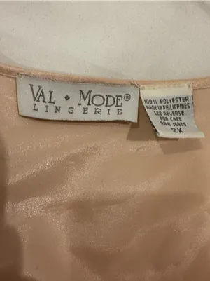 Vintage Val Mode Lingerie Pink Satin Embroidered Kimono Robe - Plus Size 2X thumbnail 3