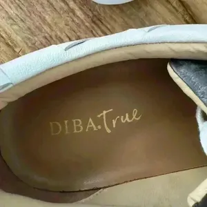 Diba True Yuli Ana Leather Sneakers ~ 10 ~ NEVER WORN! thumbnail 10