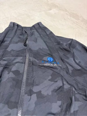 Lululemon Black Camo Zip-Up define Jacket LOGO 10 thumbnail 2