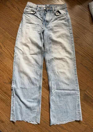 ZARA High-Rise Jeans Light Wash Straight thumbnail 1