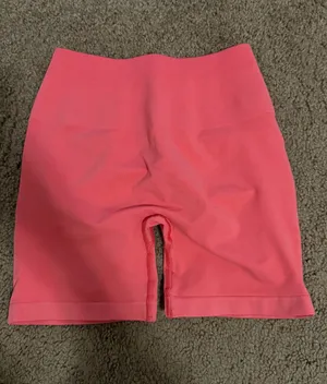 Alphalete Amplify Shorts 4.5" thumbnail 1