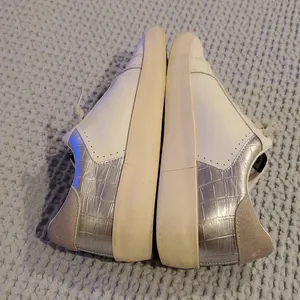 Vintage Havana Women's White Silver Sneaker Size 9 (#2) thumbnail 3