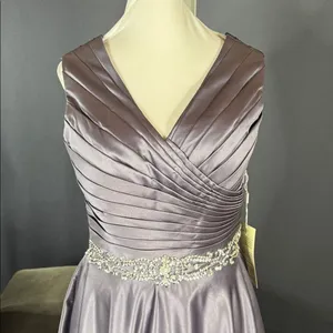 Women’s V-Neck Full Length Satin Formal Prom Dress Zip Up Back Size S NWT thumbnail 2