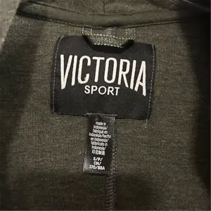 Victoria's Secret‎ Women's Green Mock Neck Full Zip Jacket Size S thumbnail 7