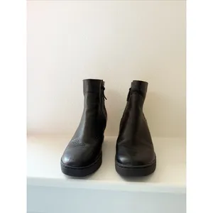 Sofft Shary Water Resistant Black Leather Wedge Boot 8.5 thumbnail 3