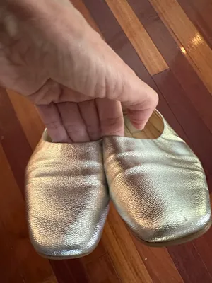 Franco Sarto Silver Slip On Flats Shoes Chic Stylish Everyday Comfort Size 5M thumbnail 4