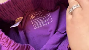 FIGS Scrubs Set XS  thumbnail 2