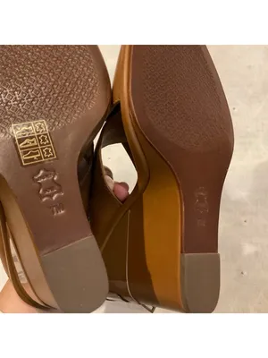 New without box Tory Burch brown wedge sandals Royal Crisscross Leather SZ7 thumbnail 5