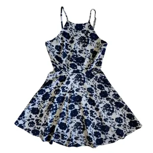 Lulus Navy‎ Blue White Floral High Neck Skater Dress LD9225Y Womens Medium thumbnail 2