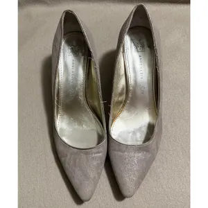 Anne Klein iFlex Akionna Pewter Metallic Pointed Toe Kitten Heel Pumps 8.5M thumbnail 2