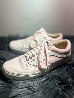 Vans Old Skool Low Top Sneakers in Pale Pink with White Stripe Sneaker Size 8.5 thumbnail 3