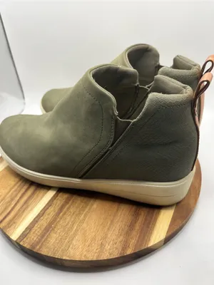 Ryka Lifestyle Vera Olive Army Green Wedge Sneaker Bootie Shoe Sz. 9W thumbnail 2