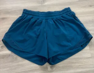 Lululemon Hotty Hot Short II Long 4" Night Tide Women Size 6 thumbnail 1