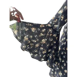 Philosophy Black Floral Chiffon Shift Dress Sz Small Tie Keyhole Flutter Sleeve thumbnail 8