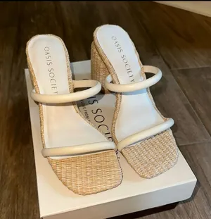 Raffia Beige Heels Tan Size 8 thumbnail 1