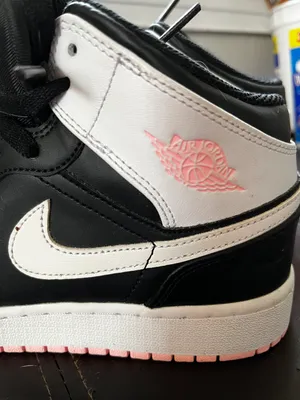 Air Jordan High Top 1 thumbnail 5
