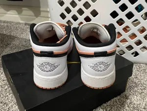 Nike Jordan 1 Low thumbnail 3