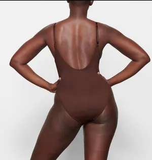SKIMS NWT Scoop Neck One Piece Swimsuit Size Medium In Cocoa thumbnail 2