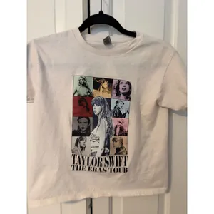 Taylor Swift The Eras Tour Graphic T-Shirt White Gildan Heavy Cotton Mens‎ Small thumbnail 4