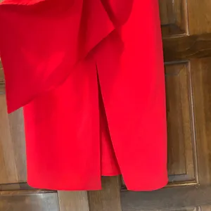 Zara Red Ruffle Midi Skirt M Medium NWT Ruched Draped High Waist Elegant Holiday thumbnail 10
