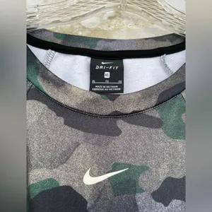 Nike Rebel Camo Dri-fit Crop Jersey Sweatshirt Camouflage Women’s Size XL thumbnail 4