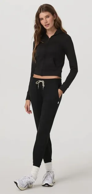 Vuori Performance Joggers in Black Heather thumbnail 1
