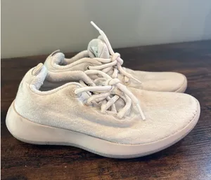Allbirds Wool Runners Light Pink Athletic‎ Shoes Women's 8 *No Liners* Sneakers thumbnail 1