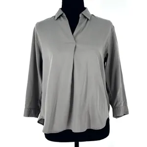 Uniqlo Blouse Womens Small Minimalist Elevated Casual Modern‎ Chic Gray Top S thumbnail 2