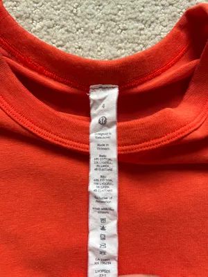 Lululemon shirt thumbnail 2