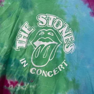 The Rolling Stones Hot Lips In Concert Rock Band Tie Dye XL thumbnail 2