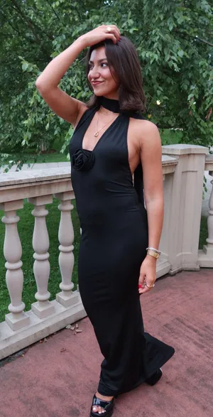 Black dress thumbnail 2