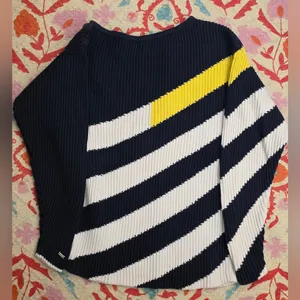 Tommy Hilfiger Sweater thumbnail 1