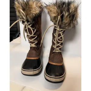 Sorel Boots Women's‎ 7 Joan Of Arctic Faux Fur Lined Waterproof Leather Winter thumbnail 2