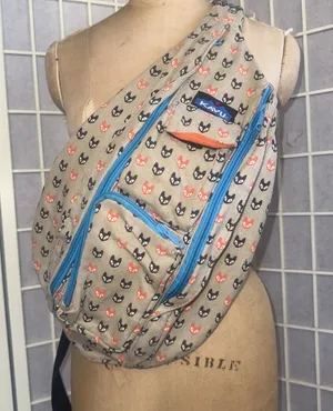 KAVU Cattitude Cats Orange Black Fox Hiking Outdoor Gorpcore Rope Sling Bag thumbnail 1