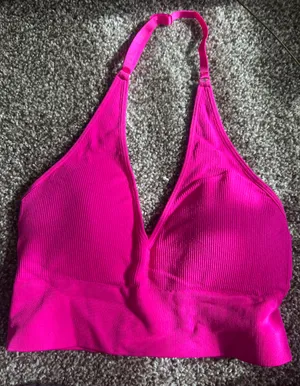 Sports bra thumbnail 1