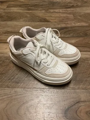 Le Tigre 1977 Women’s TW MIDTOWNLO Casual Sneaker White Beige Metallic Bronze 8M thumbnail 3