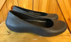 CROCS At Work Iconic Comfort Ballet Flats Black Women's Size 7 Nurse thumbnail 1