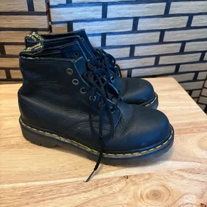 Dr. Martens Black Combat Boots‎ Made In England UK 5/W7/M6 thumbnail 2
