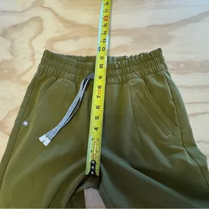 Figs Women's Petite High‎ Waisted Uman Relaxed Jogger Scrub Pants Bonsai XXS thumbnail 10