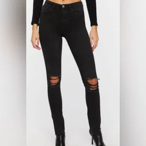 Forever 21 Distressed Knee High Rise Skinny Jeans Black Size 28‎ NWT thumbnail 10