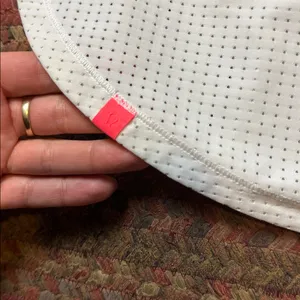 Nwot Lululemon White Mesh Lace Tank thumbnail 3