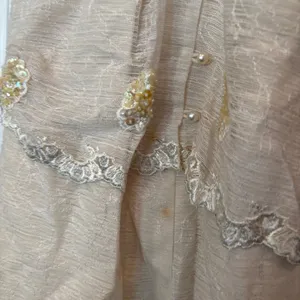Floral and Sequin Wedding Dress Size Small‎ thumbnail 9