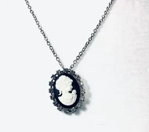 Rhinestone Cameo Necklace Goth New thumbnail 11