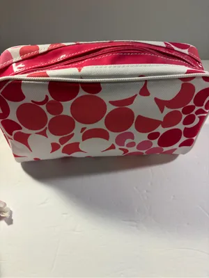 Pink and White Patterned Cosmetic Pouch Set thumbnail 2