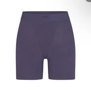 SKIMS BOYFRIEND BOXER‎ IN SLEET S NWT thumbnail 2