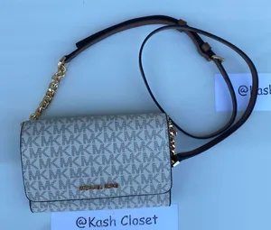 Michael Kors JST MD Phone Crossbody & Clutch Vanilla thumbnail 6